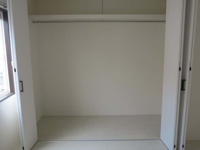 収納　同建物・別号室の写真です。