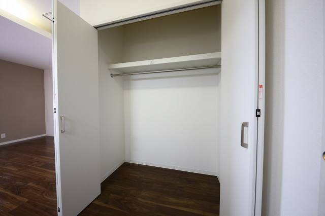 収納　１０２号室の内装写真参照