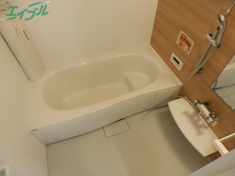 バス・シャワールーム　同物件別室の画像です