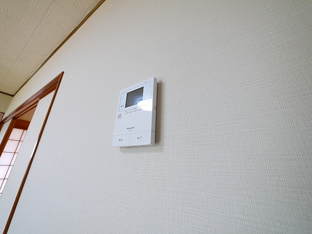 セキュリティ　モニター付きインターホンです