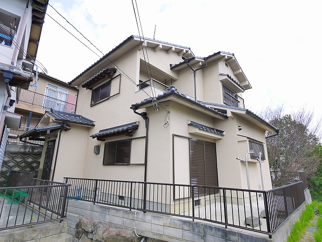 建物外観　外観は落ち着いています