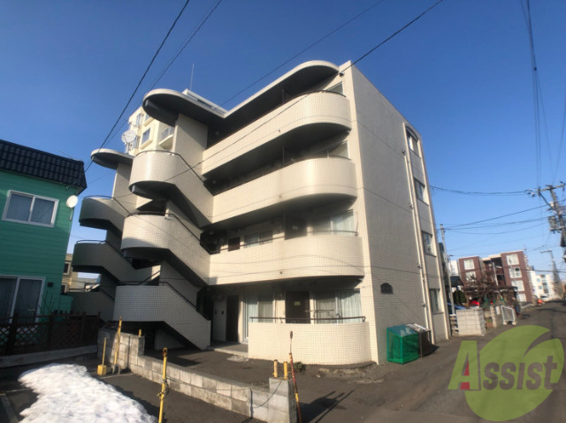 建物外観　札幌市北区麻生町「マノワール麻生」