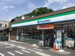 コンビニ　ファミリーマートおごと温泉店（コンビニ）まで375m