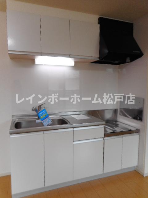 キッチン　きれいなキッチンです