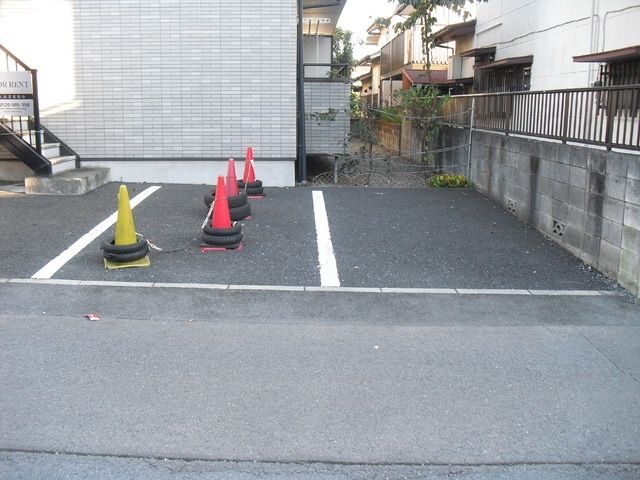 エントランス　★駐車時スペース★