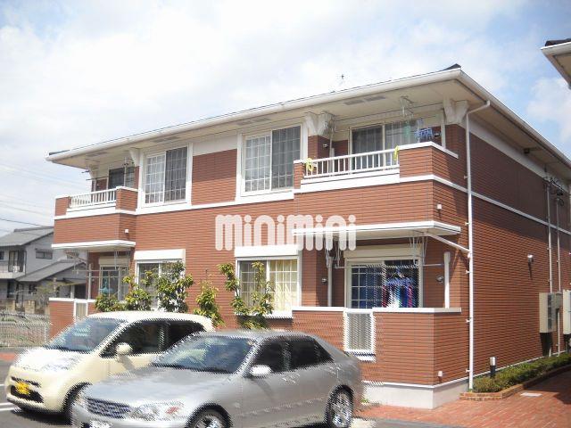 建物外観　お洒落な外観、２階建てです