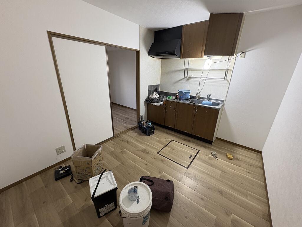 居室・リビング　リフォーム中