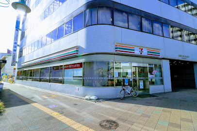 コンビニ　セブンイレブン 名古屋大曽根3丁目店（コンビニ）まで269m