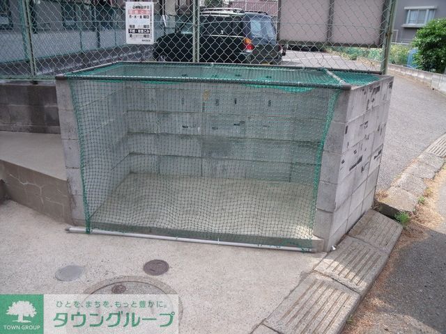 その他設備　敷地内ゴミ置場です