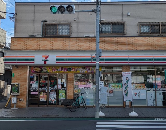 コンビニ　セブンイレブン 大田区羽田店（コンビニ）まで284m