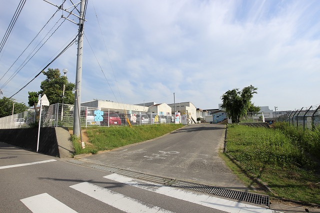 幼稚園・保育園　新宮町立新宮東幼稚園（幼稚園・保育園）まで90m
