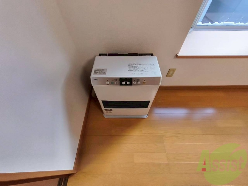 その他設備　灯油暖房が設置されているので冬場も快適です！