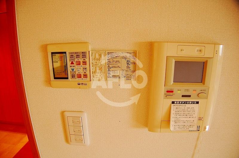 セキュリティ　リーガルタワー船場　TVモニター付きインターホン