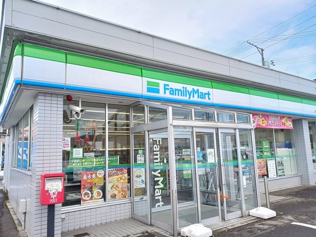 コンビニ　ファミリーマート大館大田面店（コンビニ）まで617m