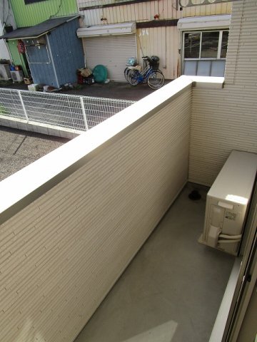 バルコニー　落ち着いた時間を過ごせるバルコニーです