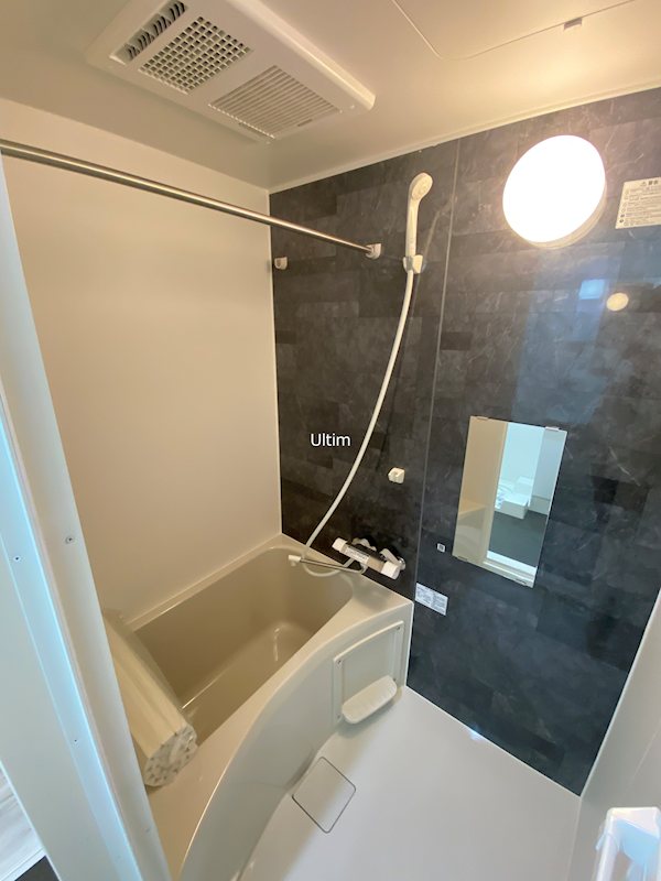 バス・シャワールーム　別のお部屋の写真です