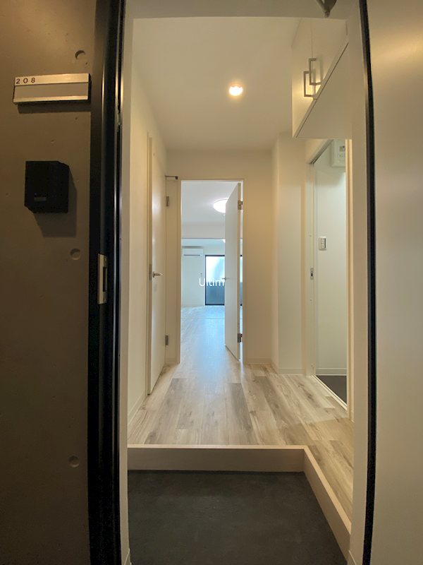 玄関　別のお部屋の写真です