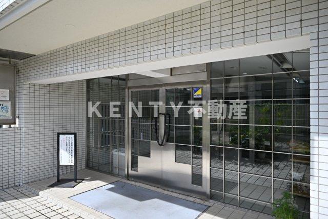 エントランス　建物の内部です