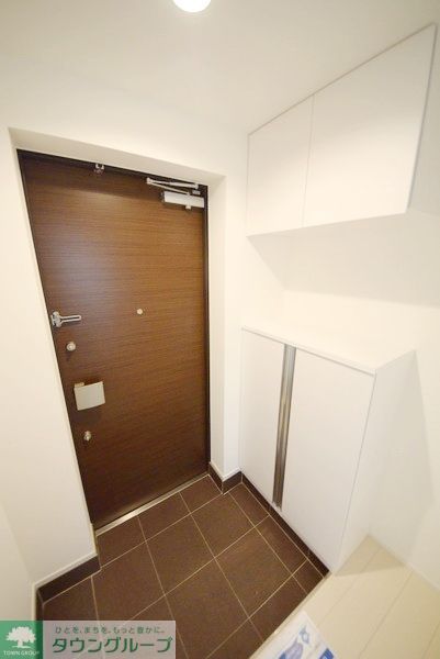 玄関　★お問い合わせはタウンハウジングまで★