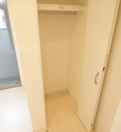 収納　写真は同仕様