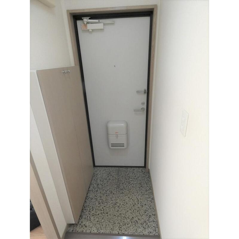 玄関　※別号室参考写真です