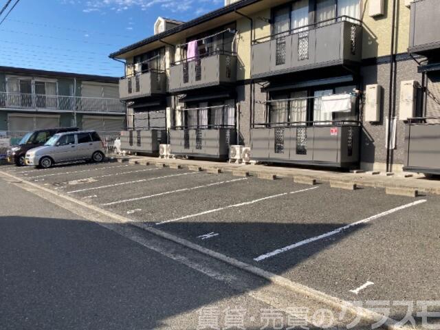 駐車場　敷地内駐車場