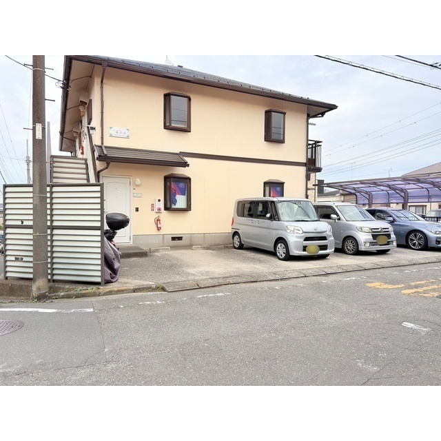 駐車場　敷地内駐車場あり！※空き確認要