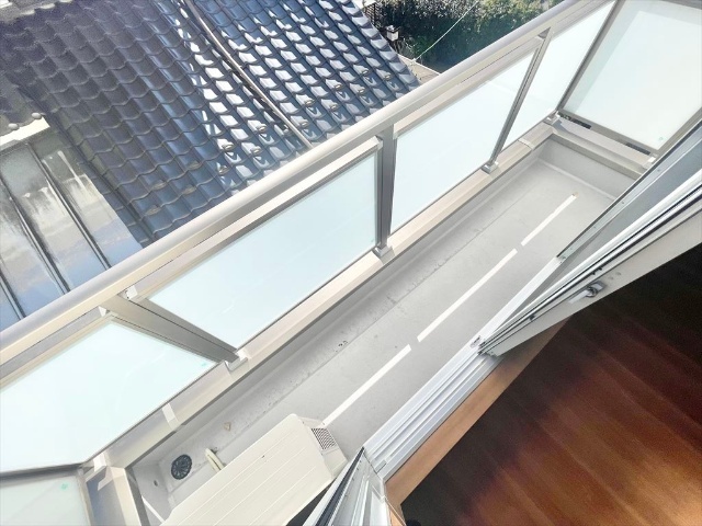 バルコニー　同一建物内１０２号室内装写真転載