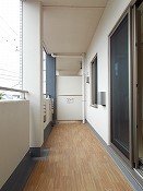 バルコニー　バルコニーからの眺めを楽しみながら食事をしませんか