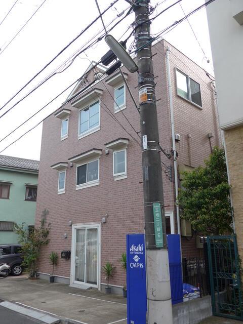 建物外観　こちら、外観パースです