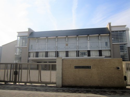 小学校　尼崎市立園和小学校（小学校）まで671m