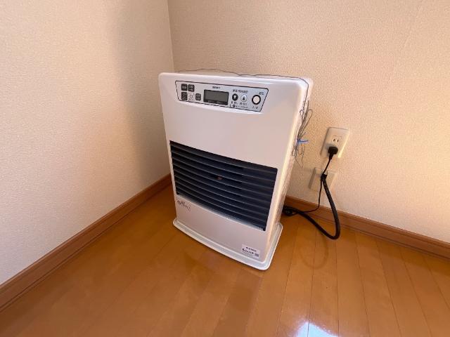 その他設備　灯油ストーブ