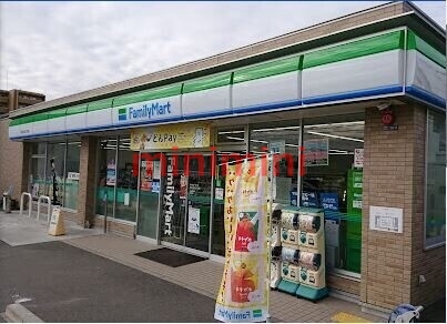 コンビニ　ファミリーマート吹田江坂五丁目店（コンビニ）まで197m
