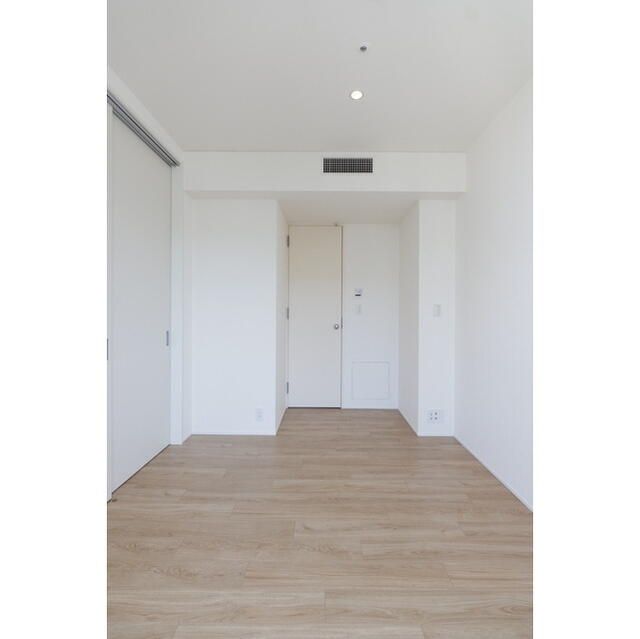 その他部屋・スペース　開放的な寝室です