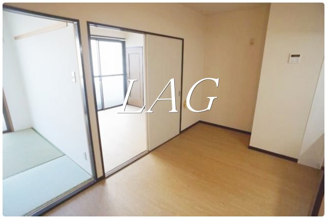 居室・リビング　洋室のお部屋です。
