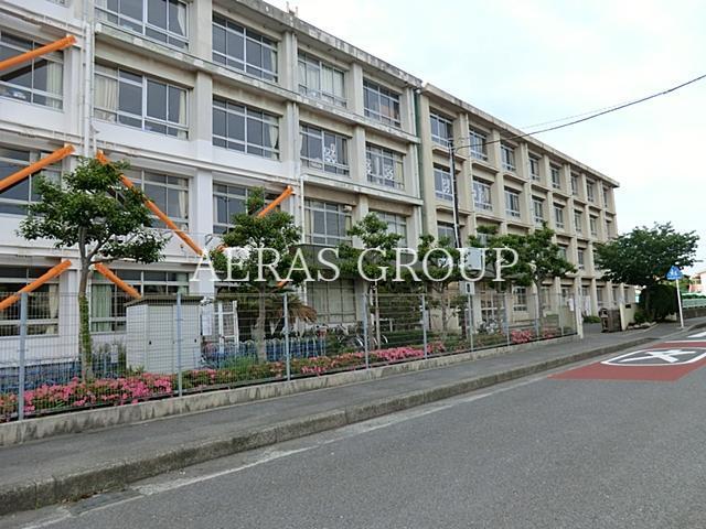 小学校　藤沢市立羽鳥小学校（小学校）まで386m