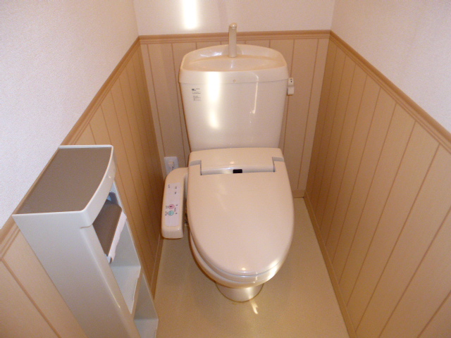 ＪＲ山陽本線 倉敷駅 徒歩11分 2階建 築21年のトイレ写真