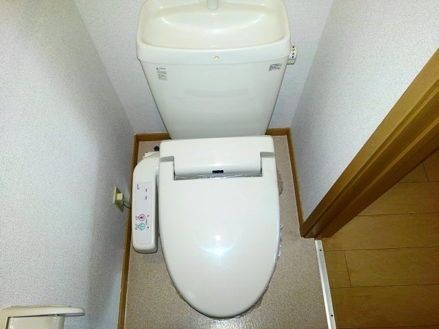 トイレ　ゆったりとした空間のトイレです