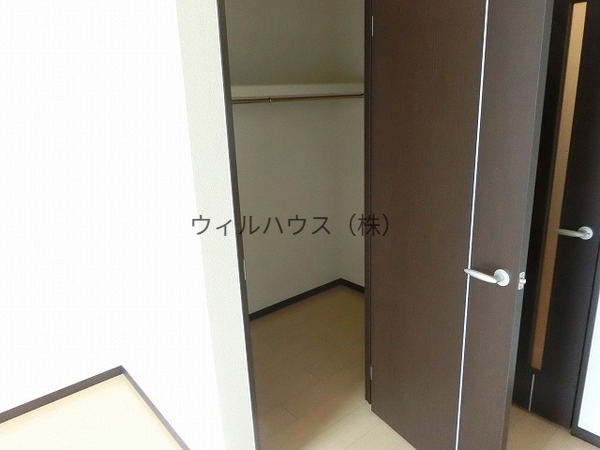 収納　ウォークインクローゼット！