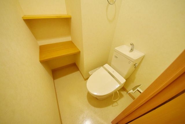トイレ　別部屋参考写真