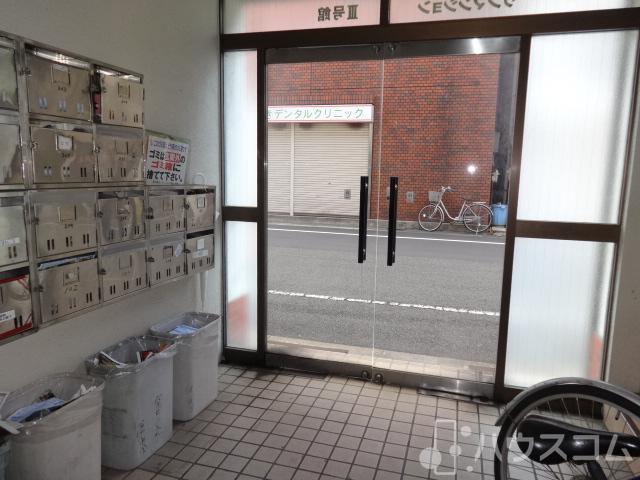 エントランス　エントランスも綺麗です。