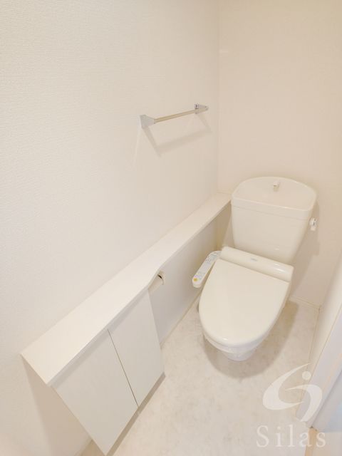ＪＲ東海道本線 甲子園口駅 徒歩12分 3階建 築16年のトイレ写真