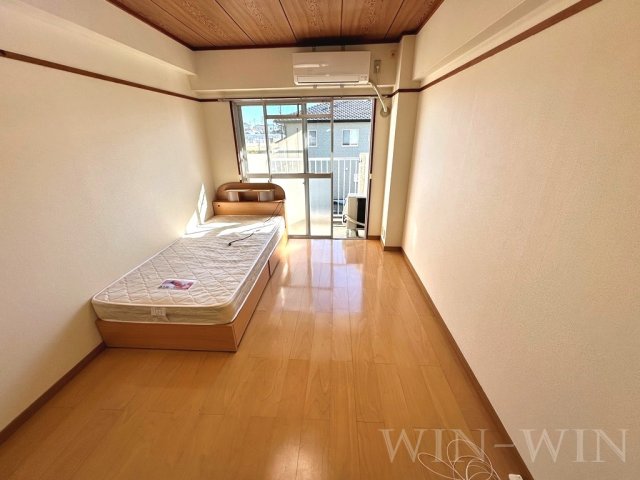 居室・リビング　イメージ（同建物内別部屋の写真です）
