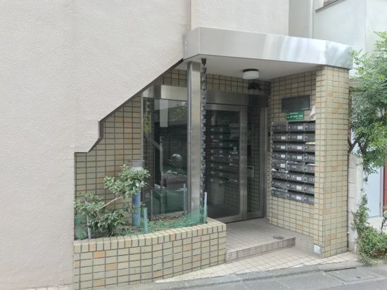 東急世田谷線 世田谷駅 徒歩3分 5階建 築38年の外観写真