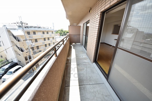 阪急千里線 千里山駅 徒歩13分 6階建 築31年の内装写真