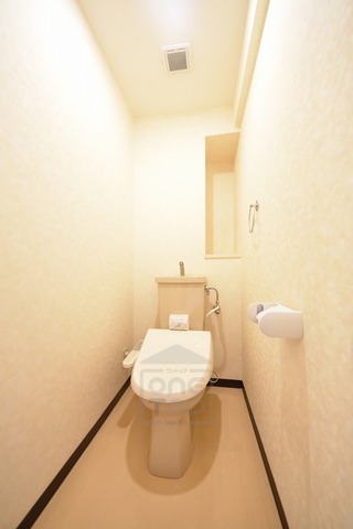 阪急千里線 千里山駅 徒歩13分 6階建 築31年のトイレ写真