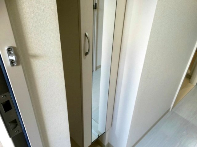 玄関　シューズボックス