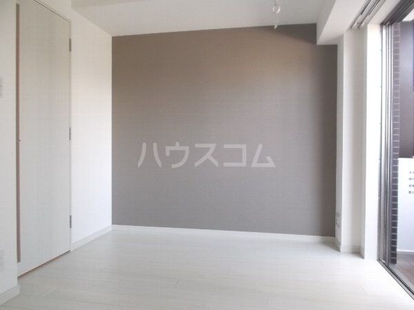 ライジングプレイス綾瀬三番館の内装写真