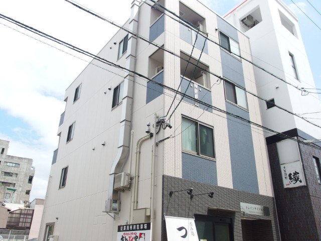トレインサイド塚本の外観写真