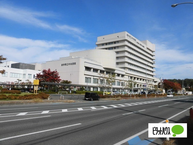 病院　岩手県立中央病院（病院）まで897m